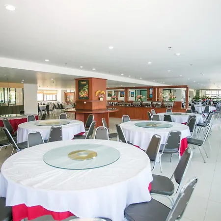 R-con Wongamat โรงแรม