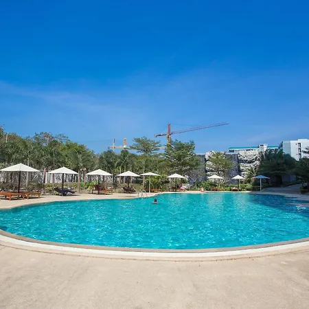 R-con Wongamat โรงแรม Pattaya