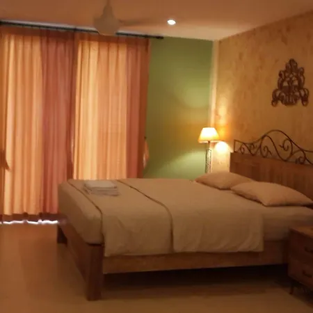 High Lords 3* Pattaya
