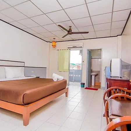 สุทัศน์คอร์ท 5 โรงแรม 3*