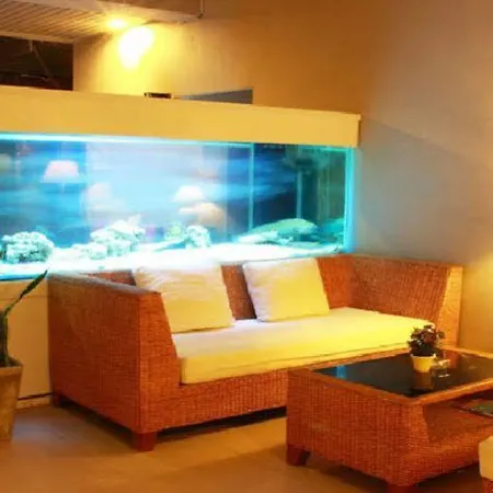 โรงแรม Leela One 2*