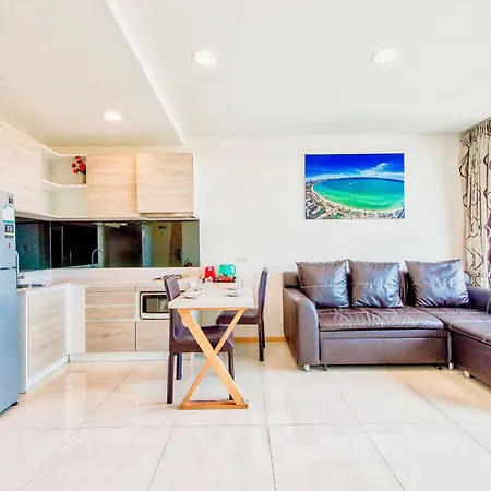 Acqua 2 โรงแรม Pattaya