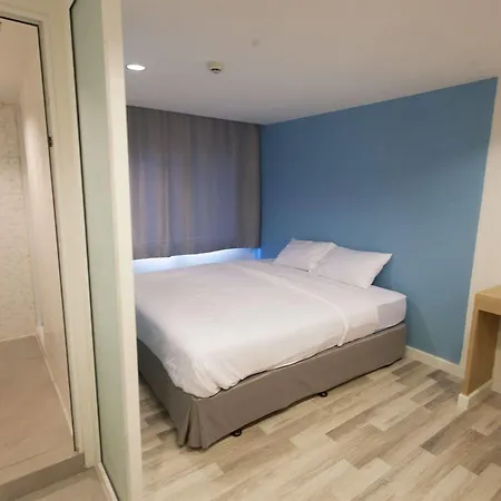 โรงแรม Nantra Cozy Pattaya