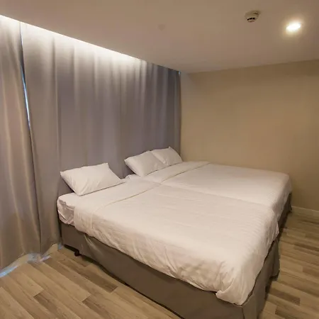 โรงแรม Nantra Cozy