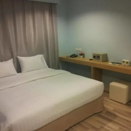 Nantra Cozy โรงแรม Pattaya