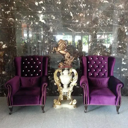 Marsi Hotel 3*