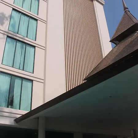 Tevan Jomtien Hotel 4*