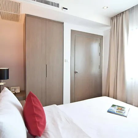 Tevan Jomtien Hotel 4*