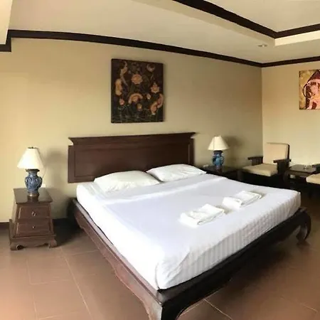 โรงแรม R-con 3*