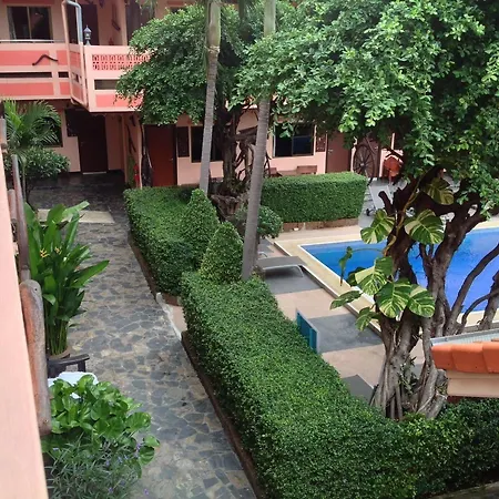 Ma Maison Hotel