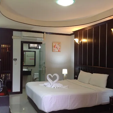 Ma Maison Hotel 3*