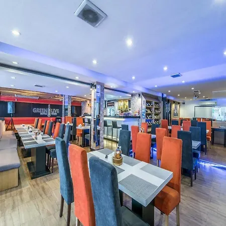 Hotel Arya 3*