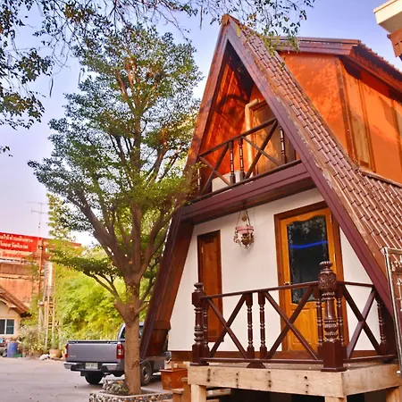 โรงแรม Khunsri Art Boutique
