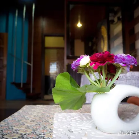Wandee House โรงแรม 2*