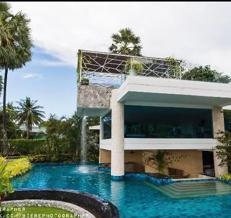 The Palm Front *