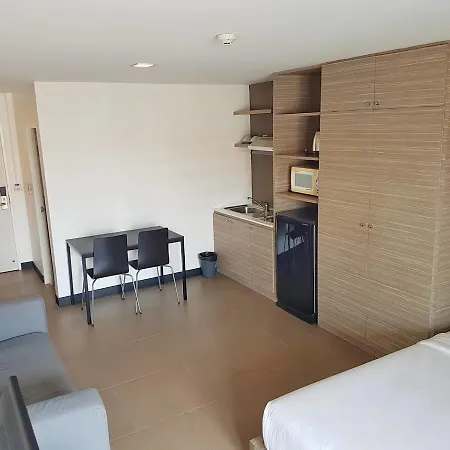 Mooks Pattaya