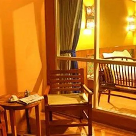 Loma & Resort 3*