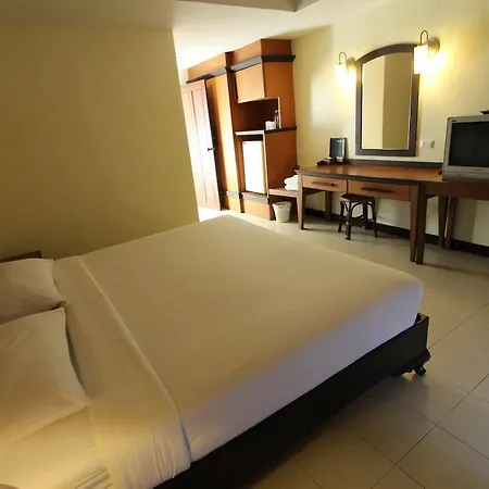 โรงแรม Piyada By Nexottel 3*