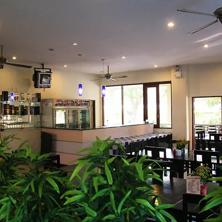 Royal Tycoon Place Hotel 3*