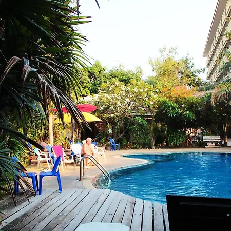 Royal Tycoon Place Hotel 3*