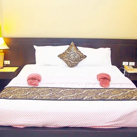 Royal Tycoon Place