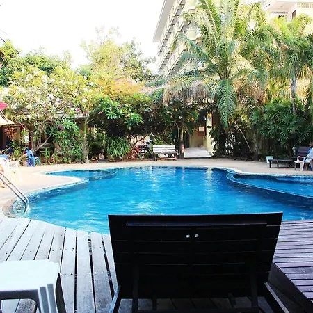 Royal Tycoon Place Hotel 3*
