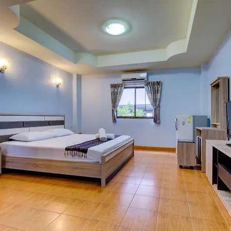 I Rovers Guest house Pattaya