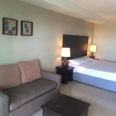 Summer Spring Hotel 3*