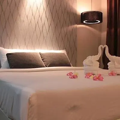 Place Serviced โรงแรม 3*