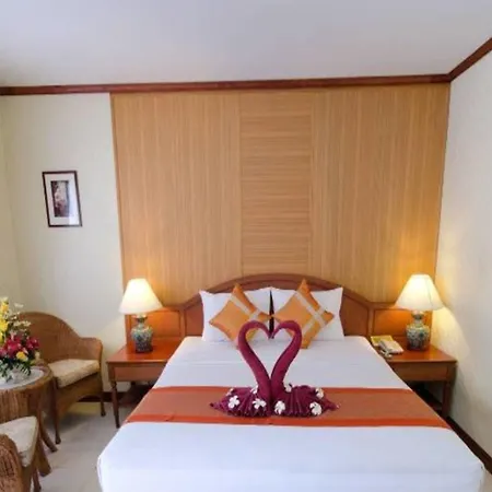 S Formally Sabai โรงแรม 3*