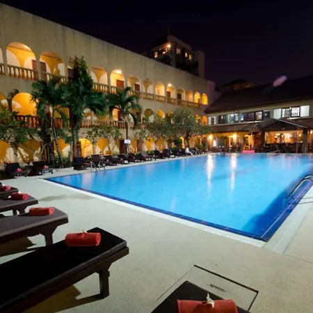 โรงแรม S Formally Sabai