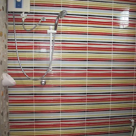 Wandee House 2*