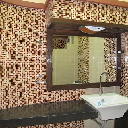 Wandee House โรงแรม