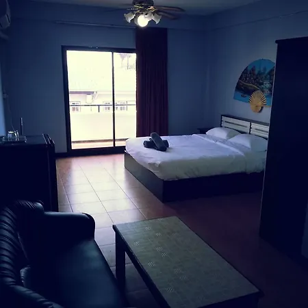 Hotel Oyo 963 Sunshine 2*