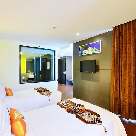 Lakkhana Poolside 4*