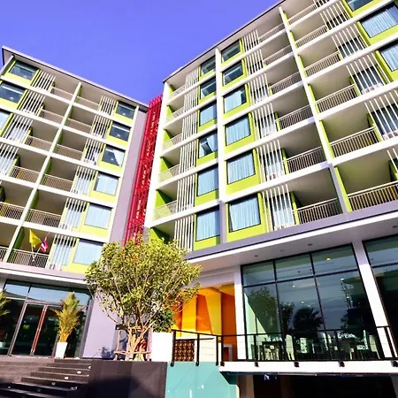 รีสอร์ท Lakkhana Poolside