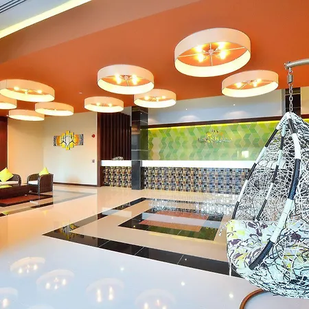 Lakkhana Poolside รีสอร์ท 4*