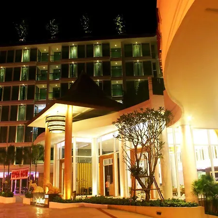 ไอยรา แกรนด์ โฮเต็ล โรงแรม Pattaya