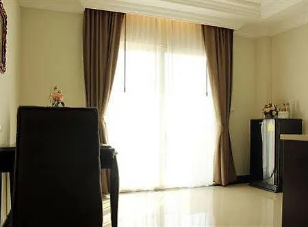 Lk Crystal Place 3* Pattaya