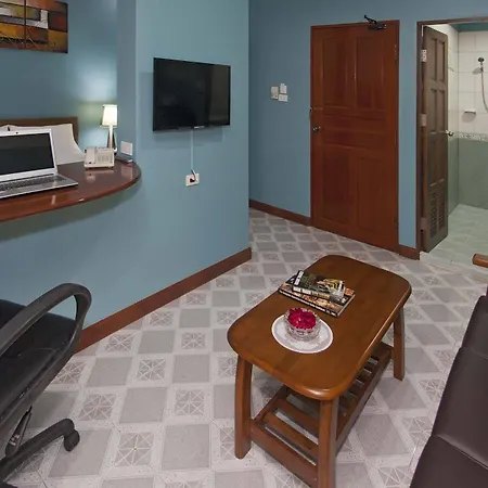 Garden Boutique Inn 3*