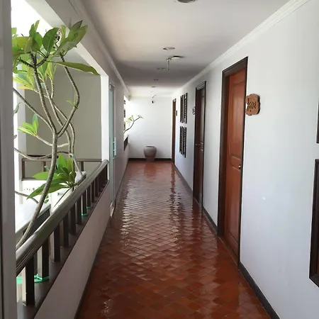 โรงแรม Chada Thai House Pattaya