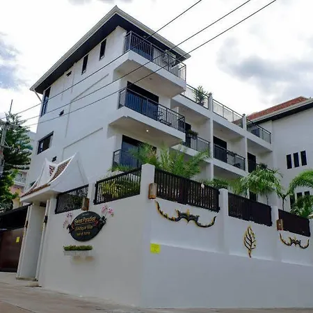 โรงแรม Swiss Paradise Boutique 3*