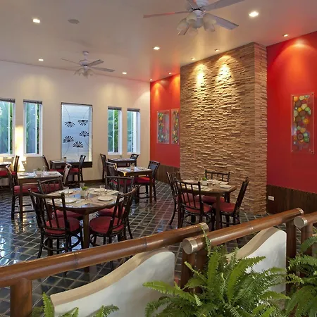 โรงแรม Hill Fresco 5*