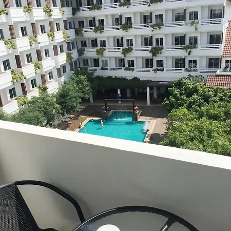 Hill Fresco โรงแรม
