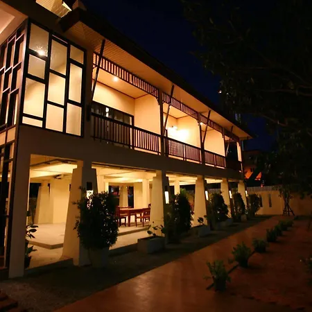 Lotusland 3* Pattaya