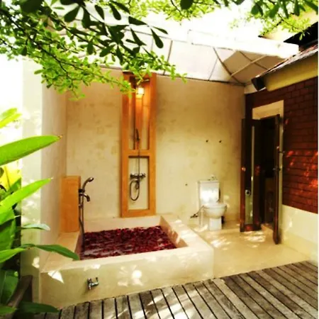 รีสอร์ท Chic+ Chill @eravana Pattaya