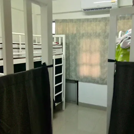 Backpackers (adults Only) Pattaya