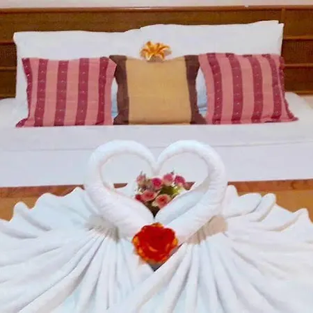 House Hotel Central Pattaya โรงแรม Pattaya