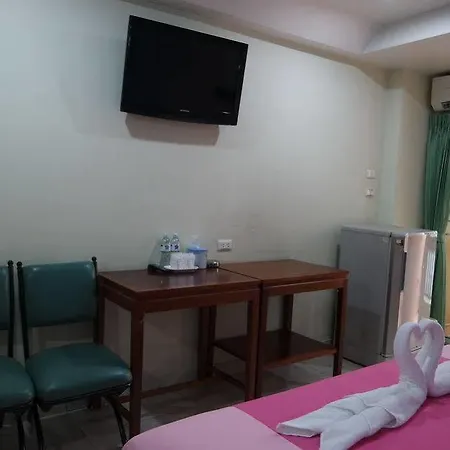 New Nikom Court Apartment Pattaya