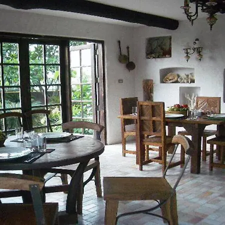 Momchailai Retreat